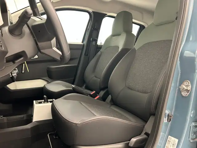 Dacia Spring view 17