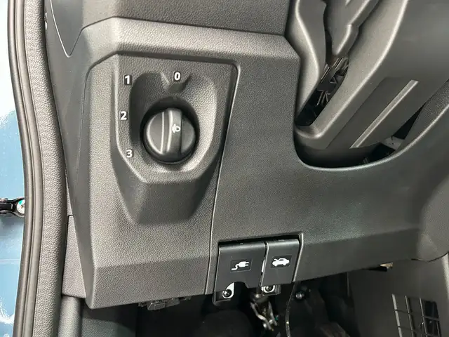Dacia Spring view 14