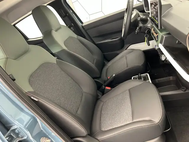 Dacia Spring view 27
