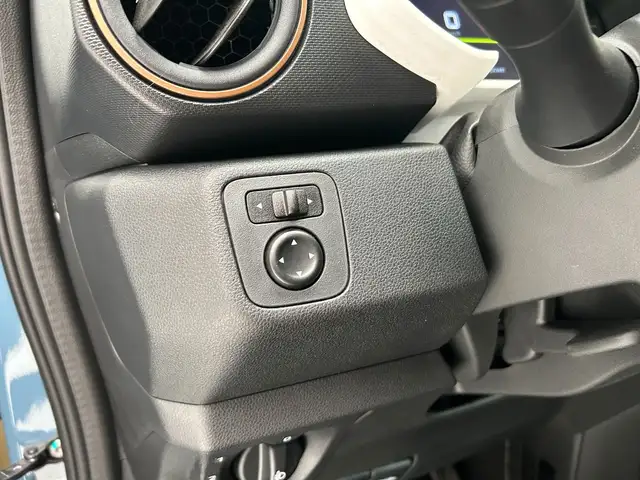 Dacia Spring view 15