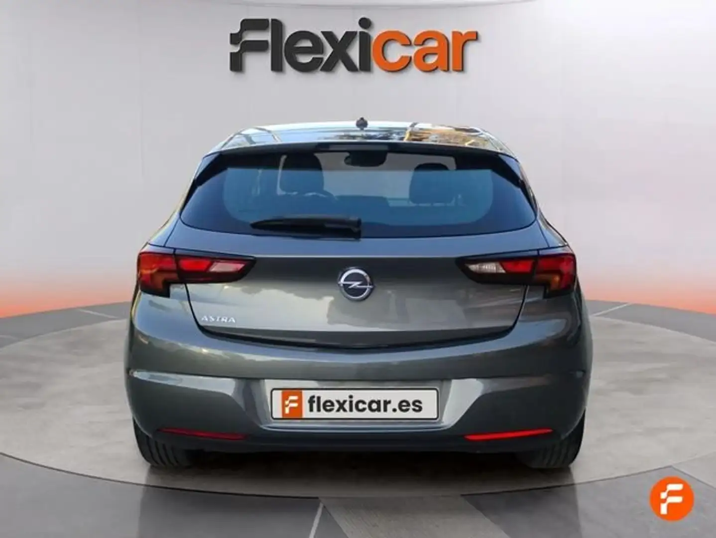 Opel Astra ST 1.2T S/S Business Elegance 130 Gris - 2
