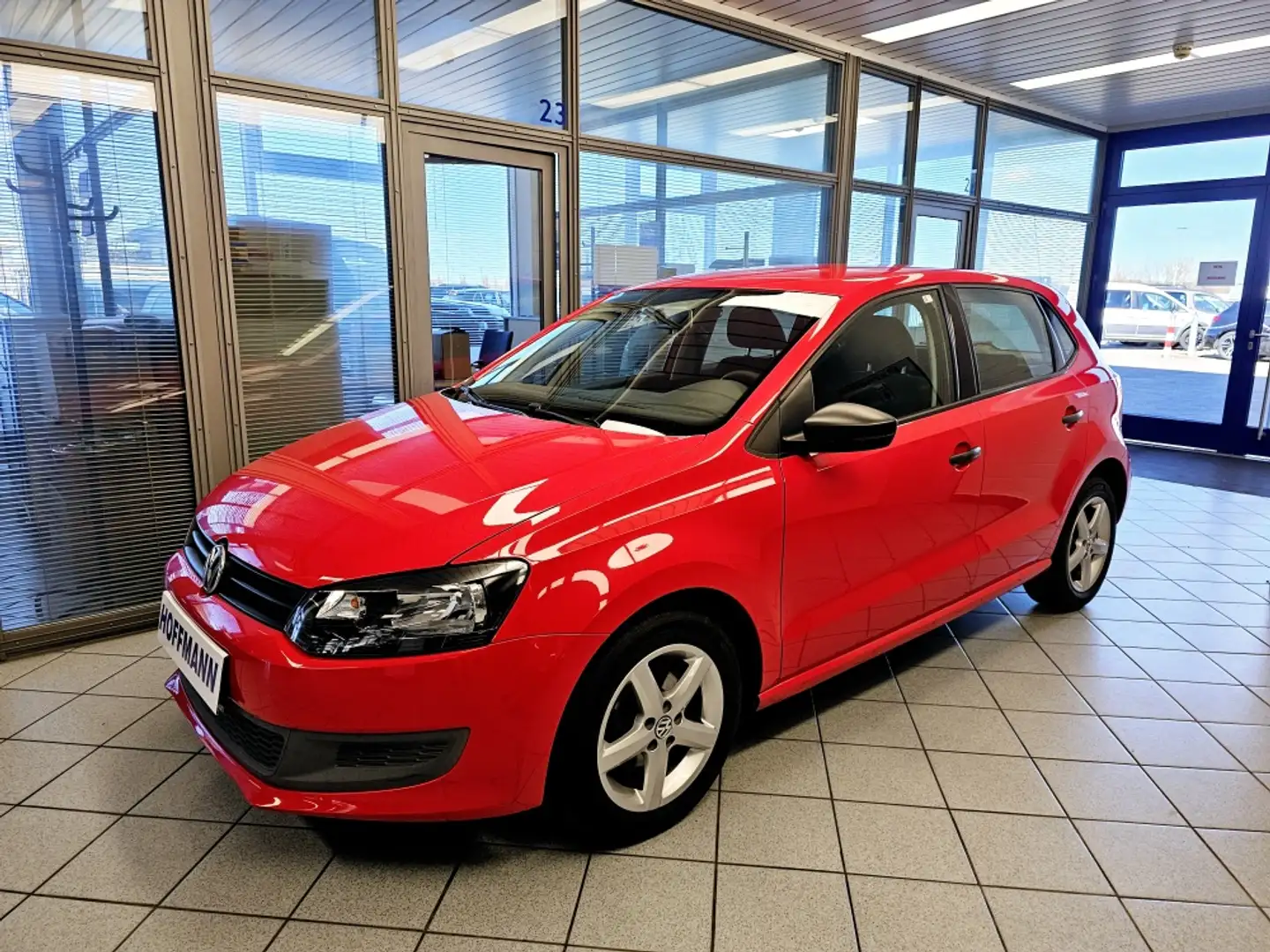 Volkswagen Polo Trendline Tüv 08-2026 Rood - 2