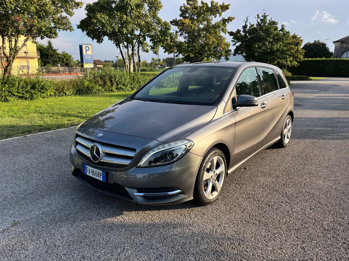 Mercedes-Benz B 180 Classe B - A 180 cdi Premium Full edition Bronzo - 1