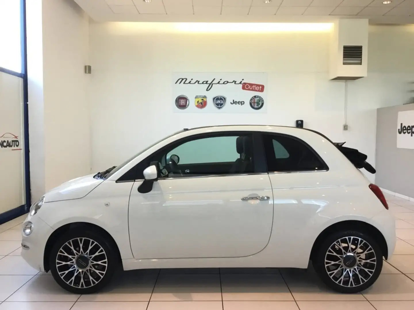 Fiat 500C 500 C 1.0 Hybrid Dolcevita MY23 Bianco - 2