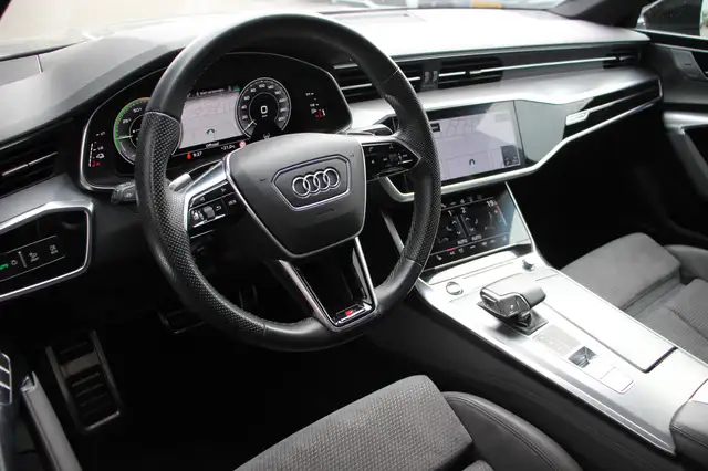 Audi A7 view 2