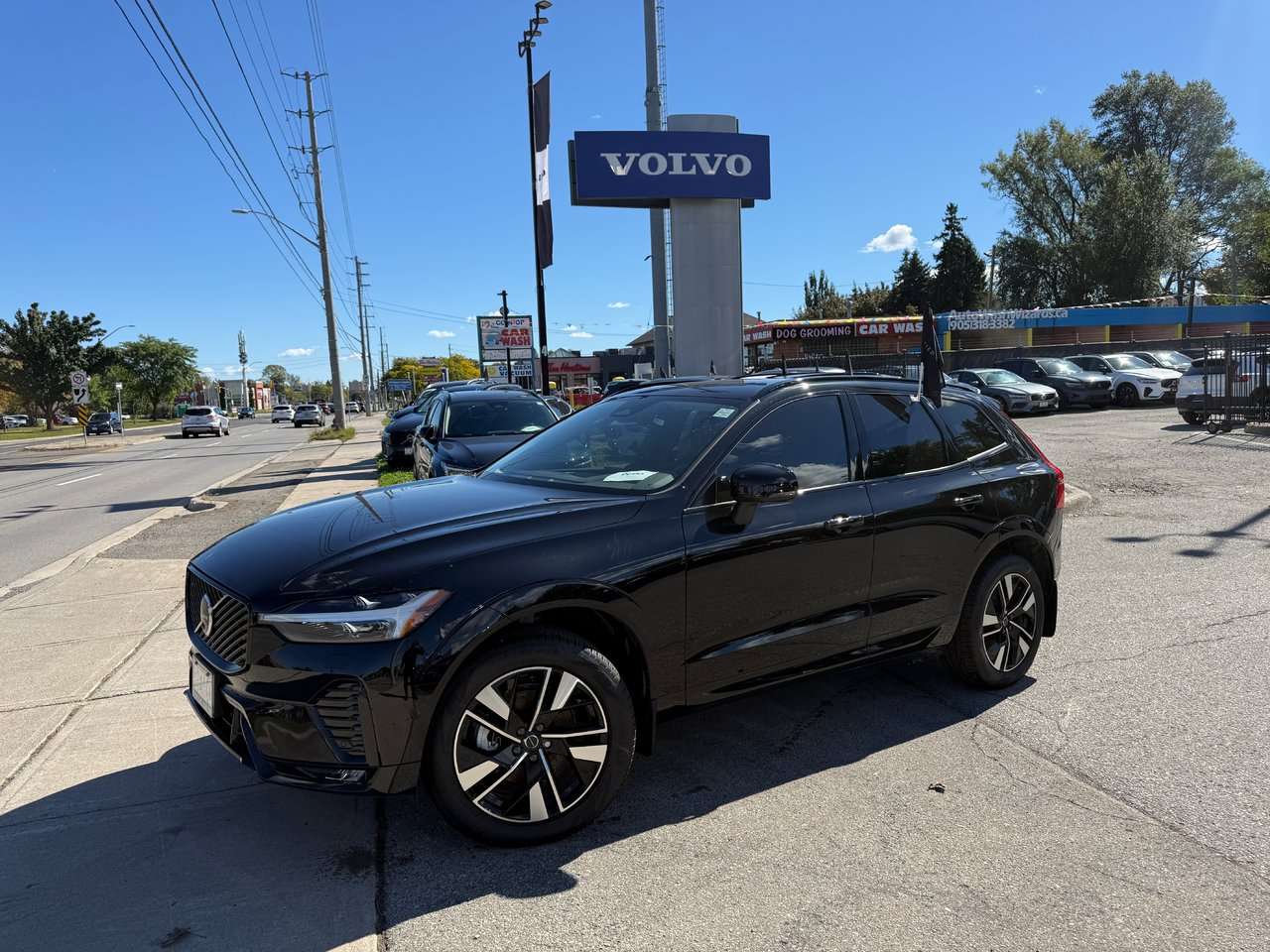2026 Volvo XC60 Plus Dark Theme — снимка 4