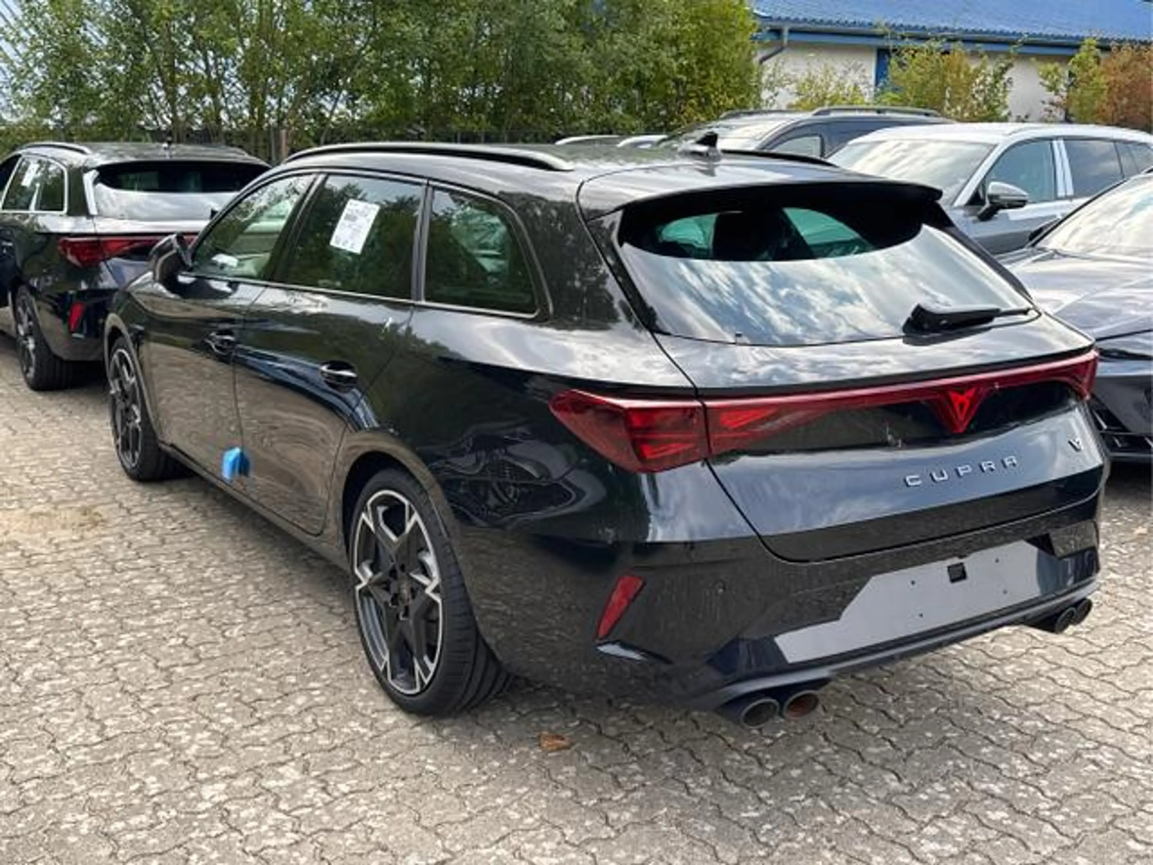 CUPRA Leon Sportstourer VZ 4x4 ST AHK+NAVI+eHK+KAME... — photo 3