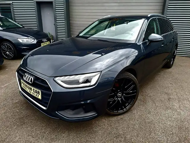 Audi A4 view 2