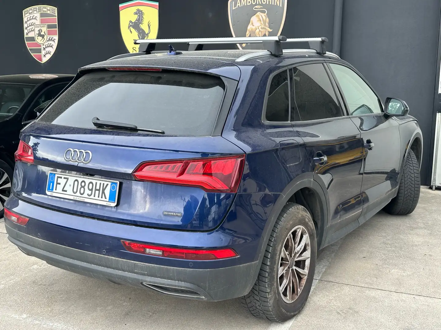 Audi Q5 45 2.0 tfsi mhev Business Design quattro  s-tronic Blau - 1