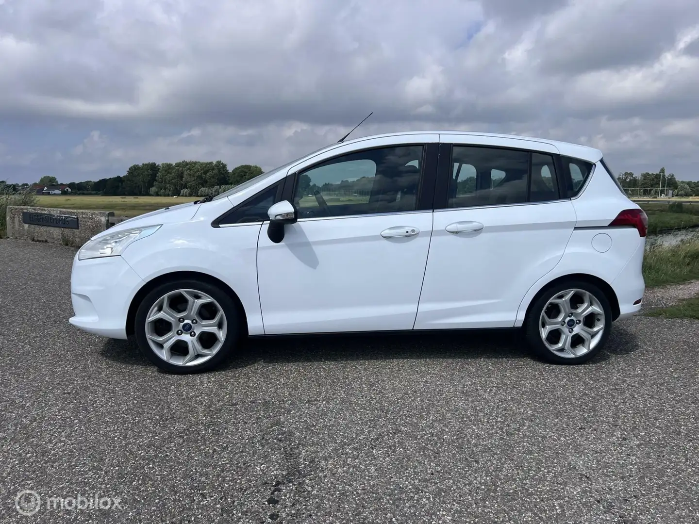 Ford B-Max 1.0 EcoBoost Titanium LEDER Wit - 2