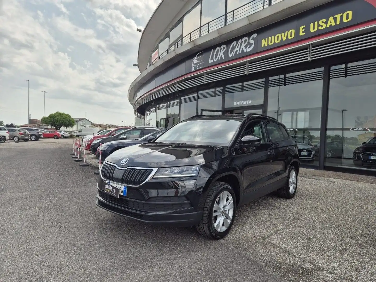 Skoda Karoq 1.6 TDI SCR SportLine Gris - 1