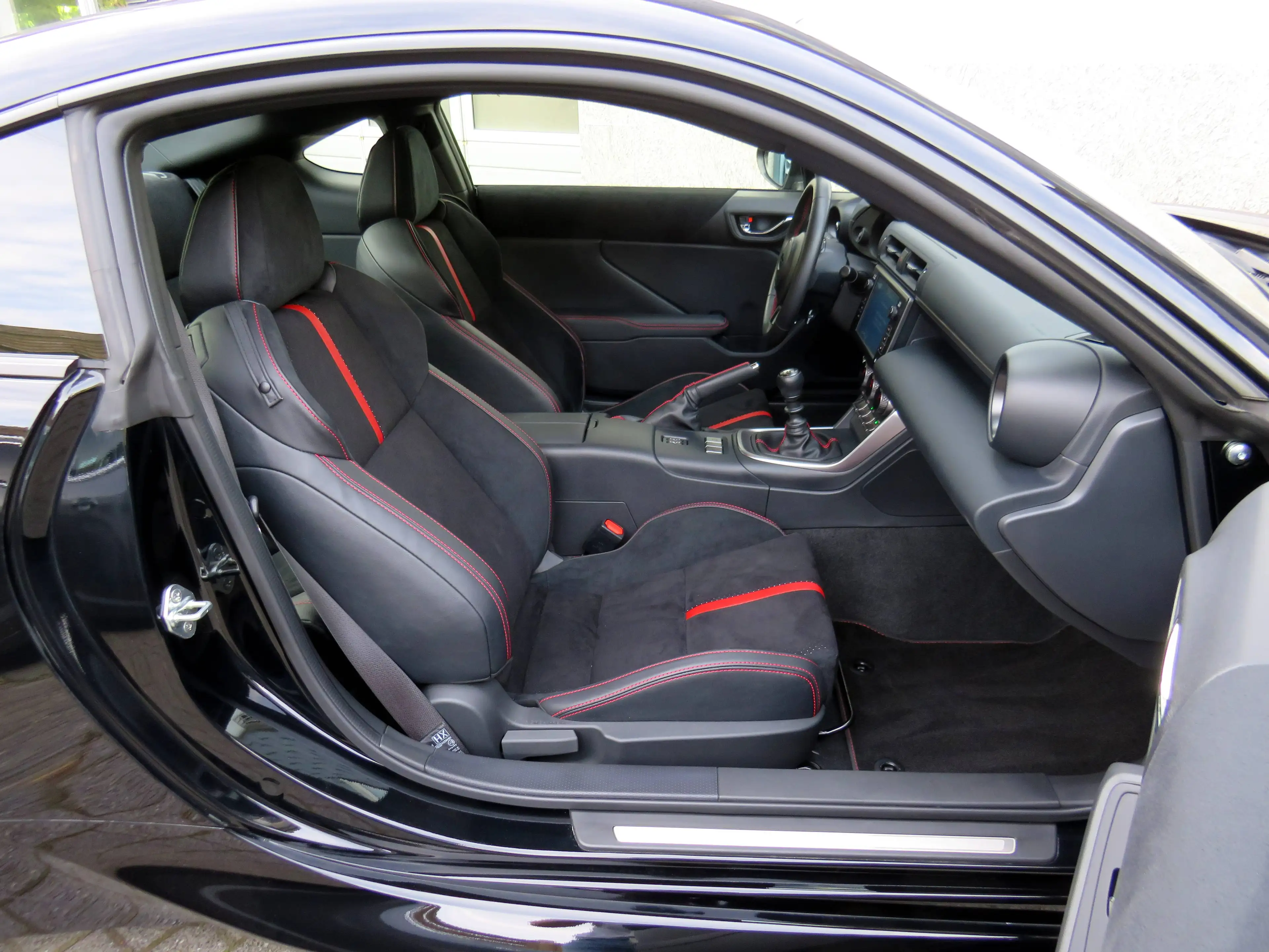 Subaru BRZ Sport // Shz, LED, DAB, R-Kam — photo 13