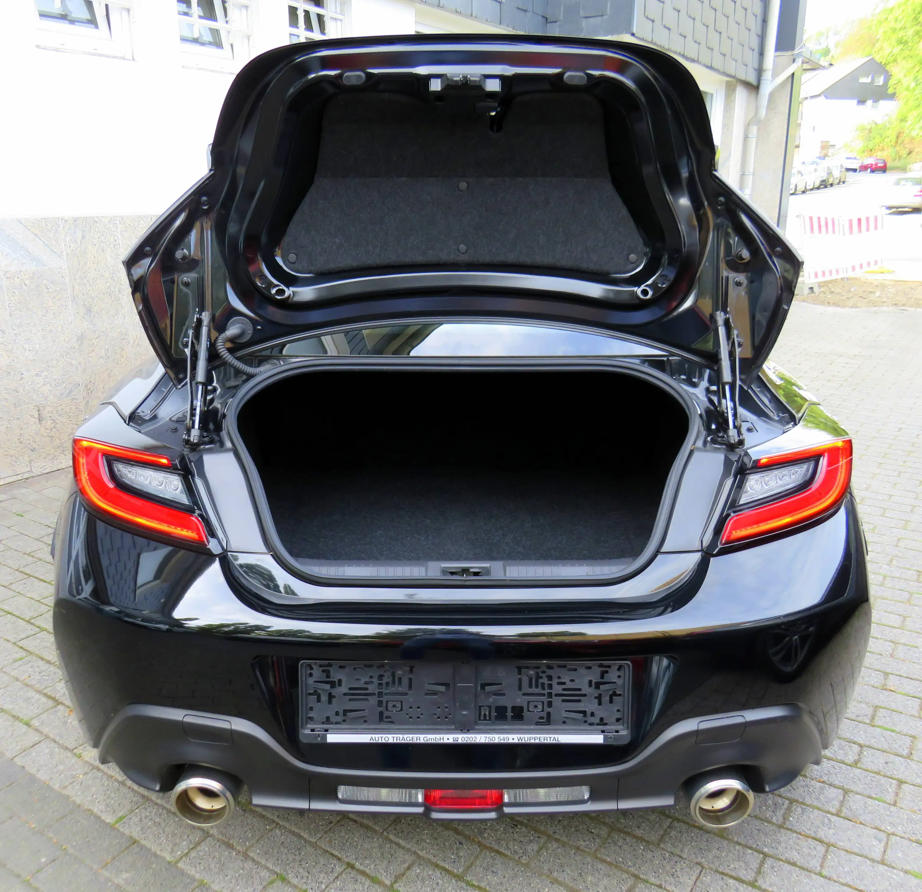 Subaru BRZ Sport // Shz, LED, DAB, R-Kam — photo 10
