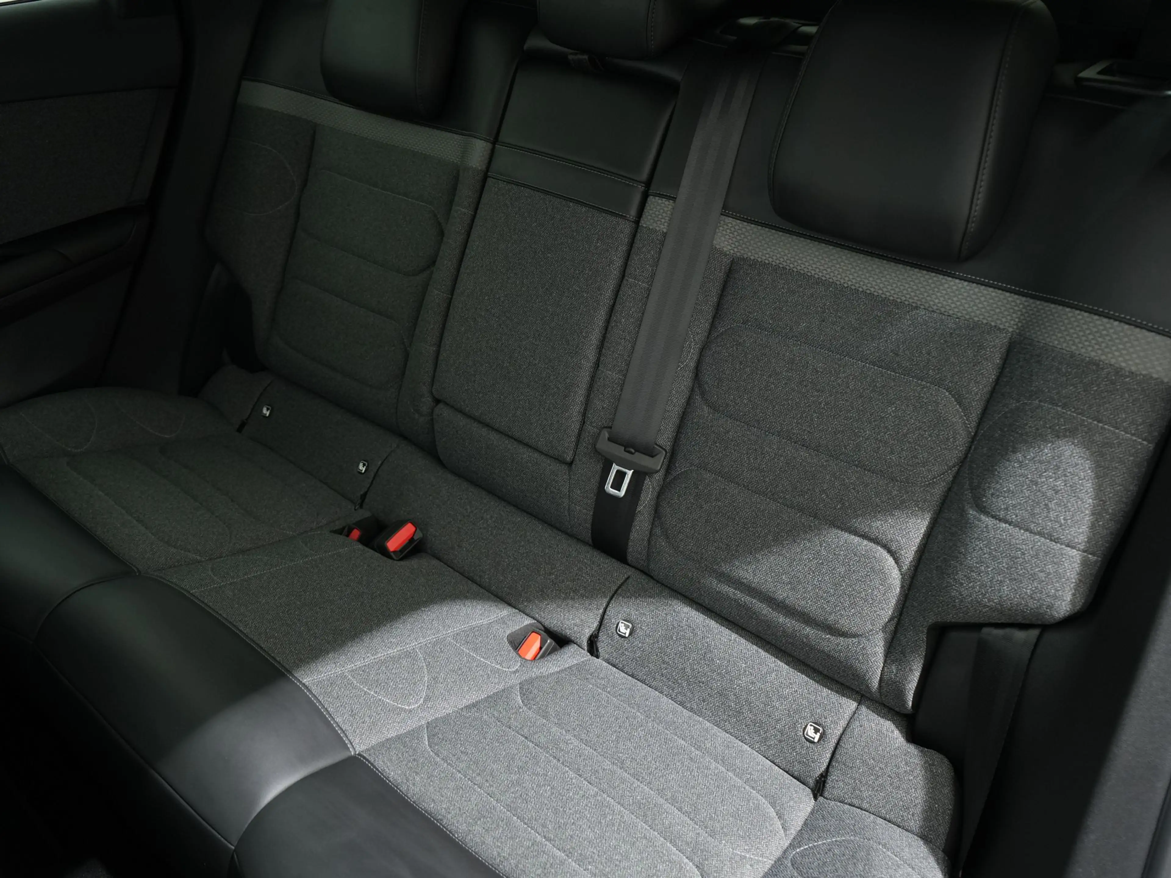 Citroen C5 X 1.2 TURBO 130PK BUSINESS EAT8 — photo 5