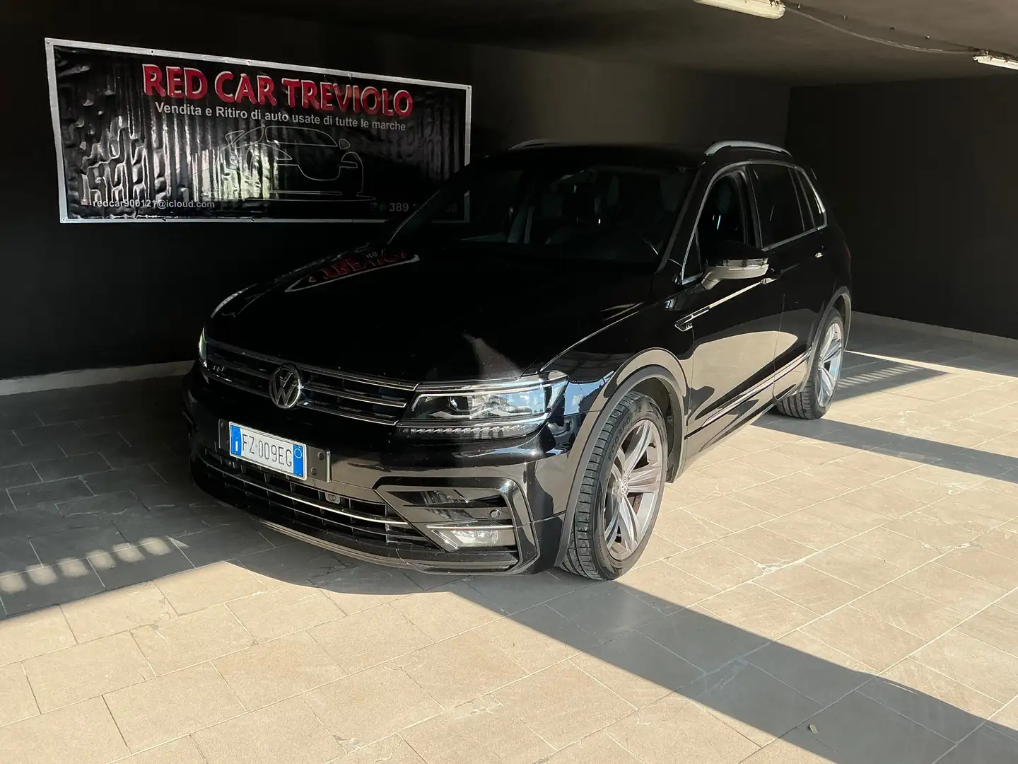 Volkswagen Tiguan 2.0 tdi 150 cavalli  R~Line Nero - 2