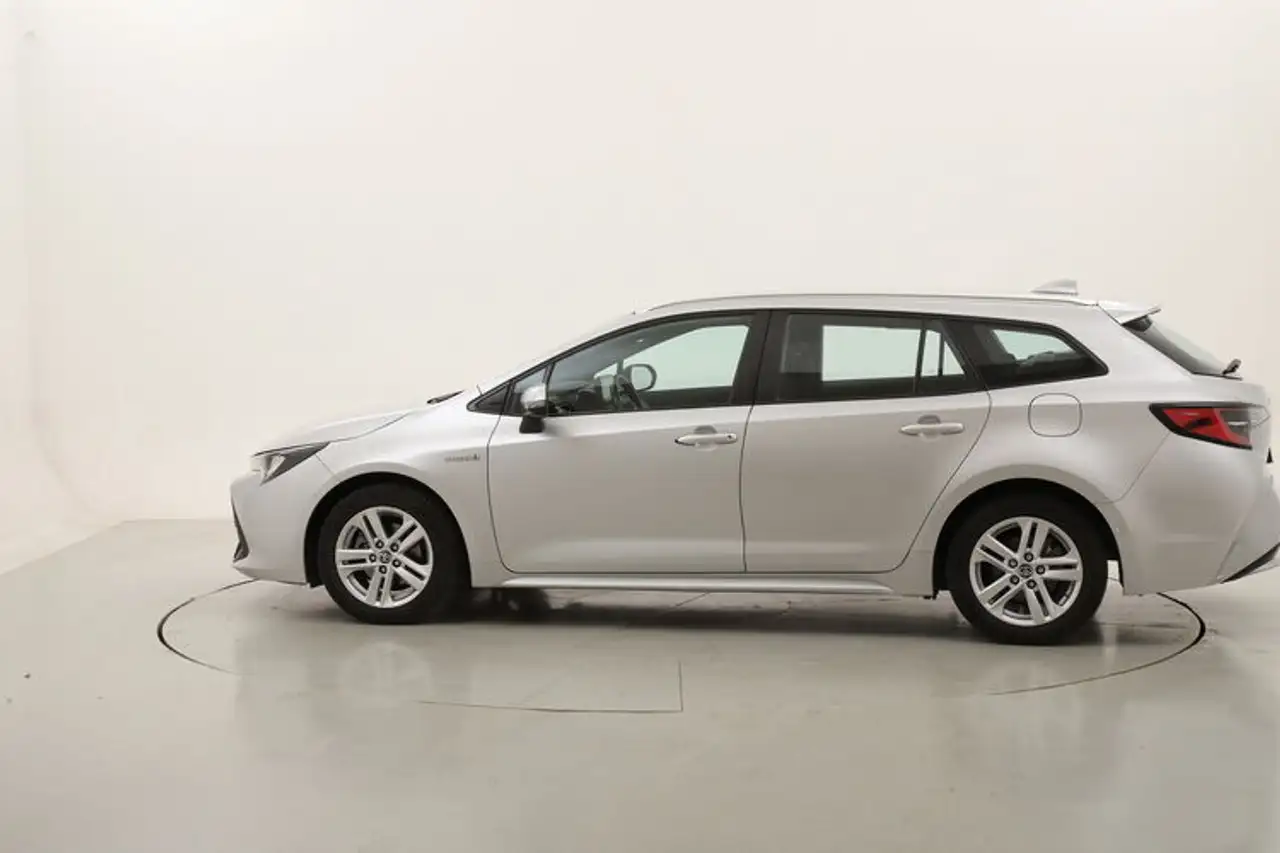 Toyota Corolla Hybrid Business Tech 1.8 Full Hybrid 122CV, миниатюра 2