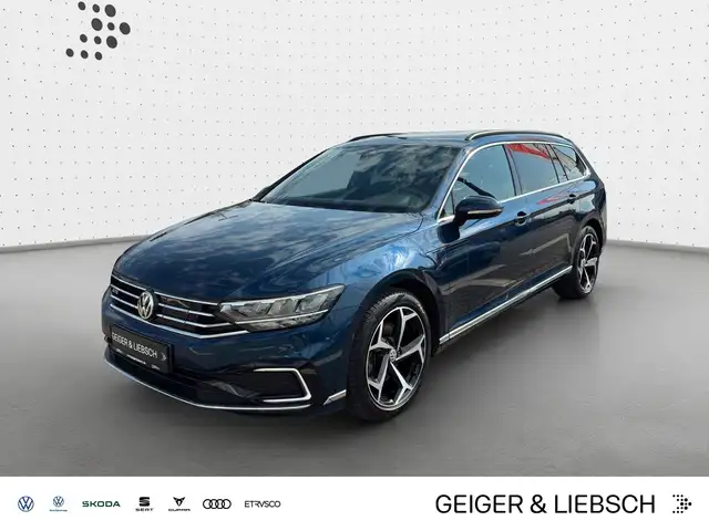 Volkswagen Passat Variant GTE Pano+LED+AHK+ACC+Kamera+Navi