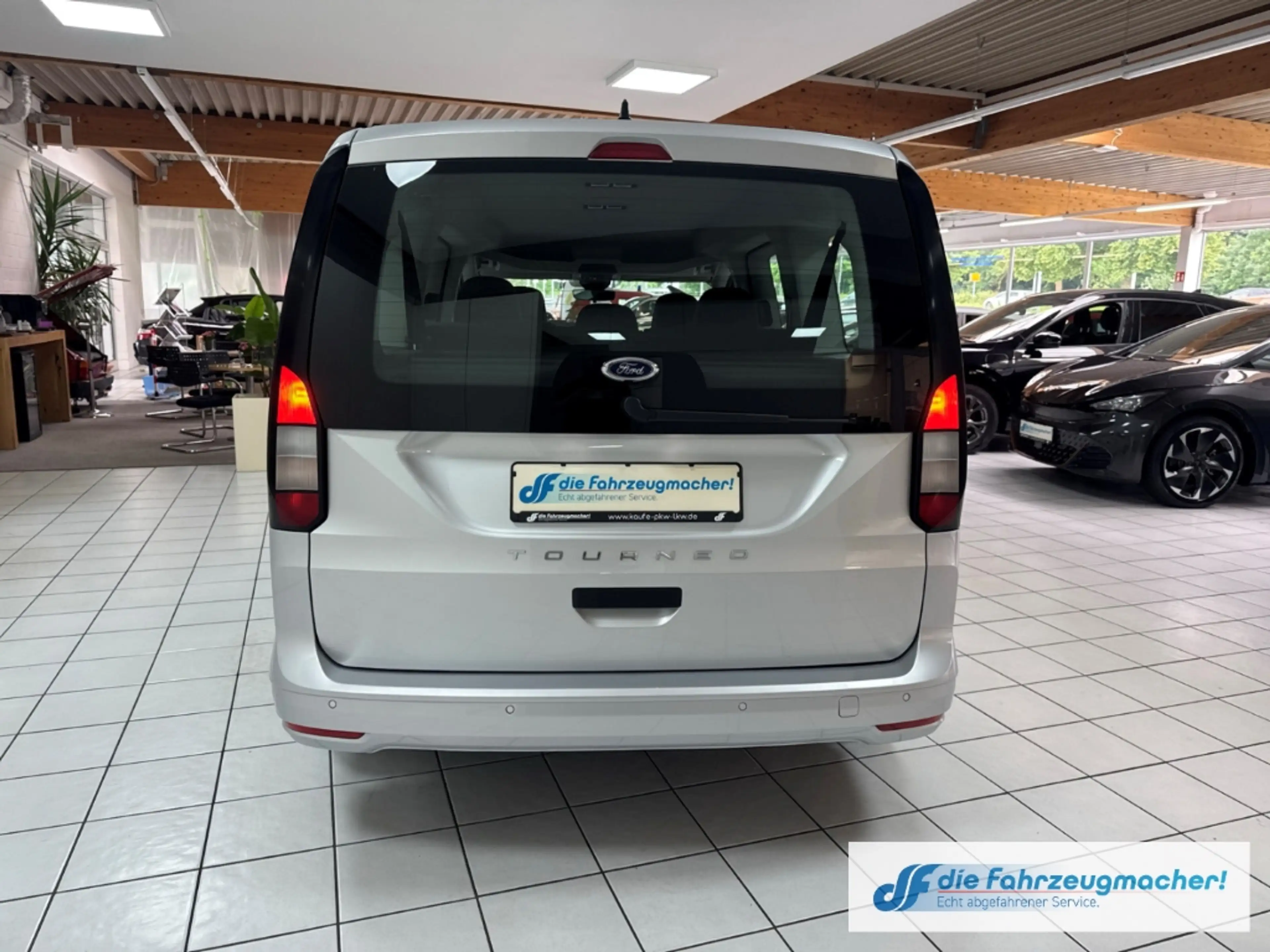Ford Tourneo Grand Trend 7-Sitzer Apple CarPlay Android Auto DA — photo 7