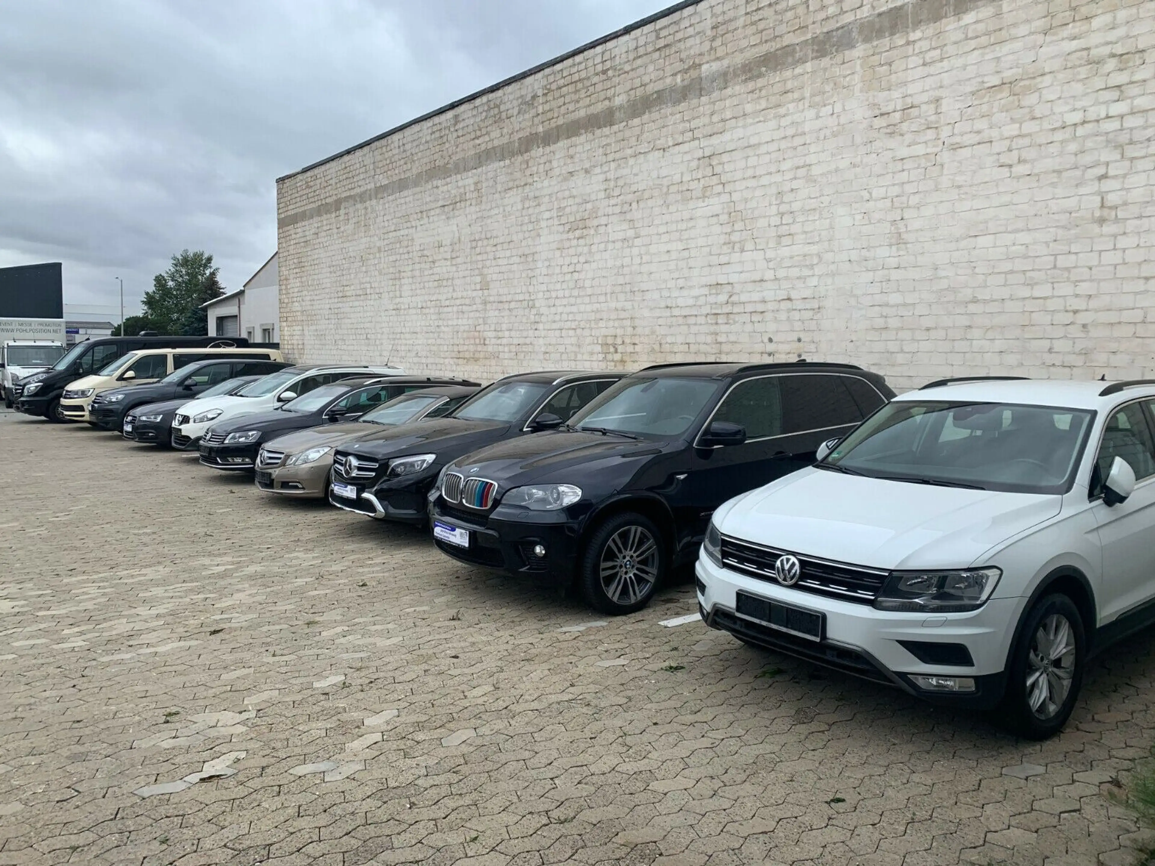 Mercedes-Benz E 200 BlueEFFICIENCY 7G-TRONIC Avantgarde — photo 3