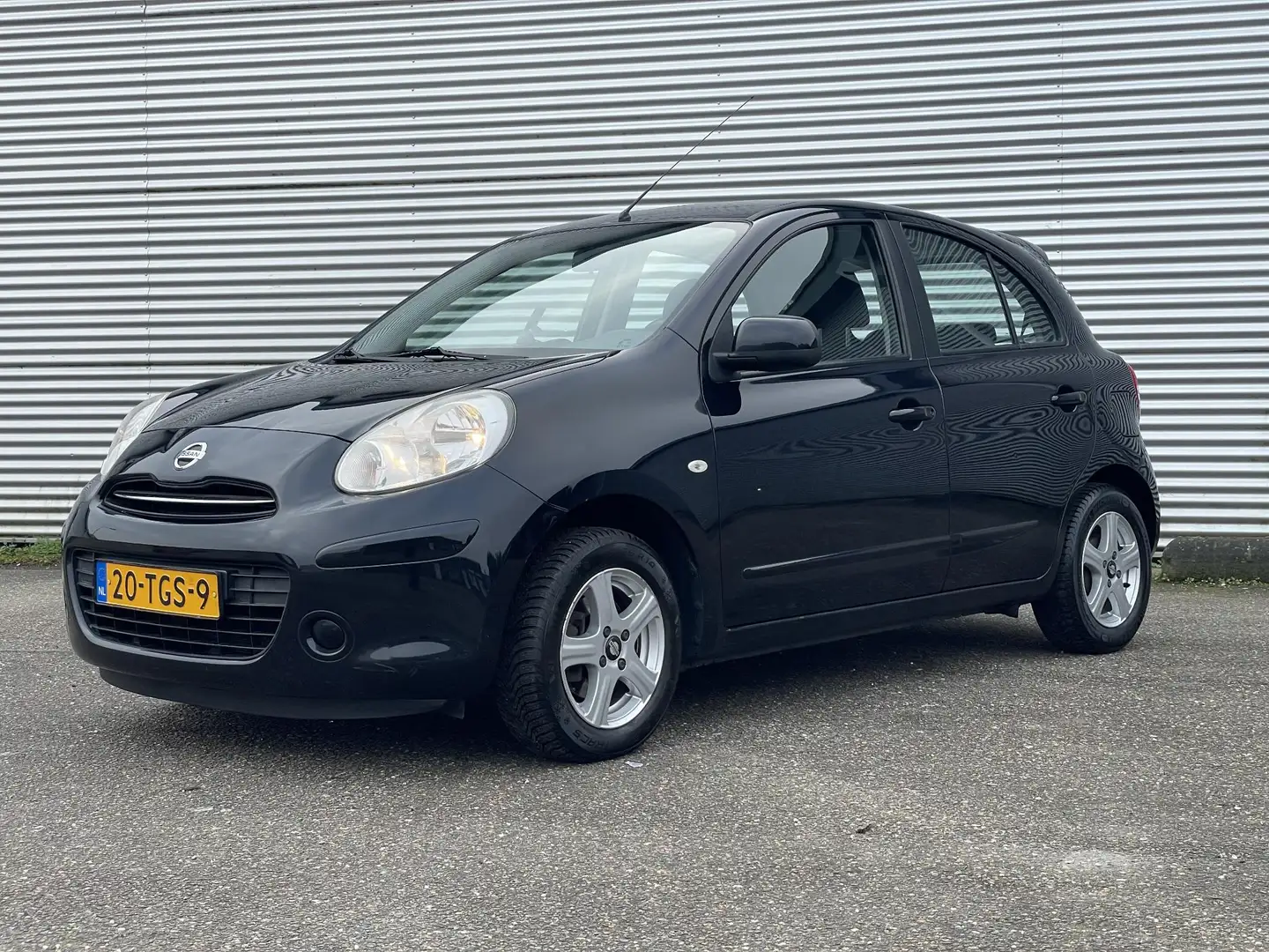 Nissan Micra 1.2 DIG-S Acenta Zwart - 1