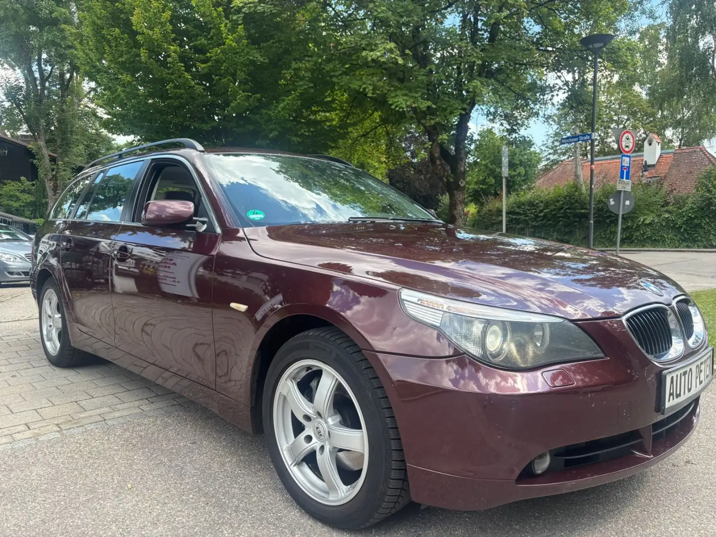 BMW 530 5 Touring 530d xDrive (E61) Rood - 1
