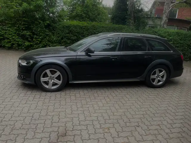 Audi A6 allroad 3.0 TDI Panorama Leder S Line AHK 2-Hand
