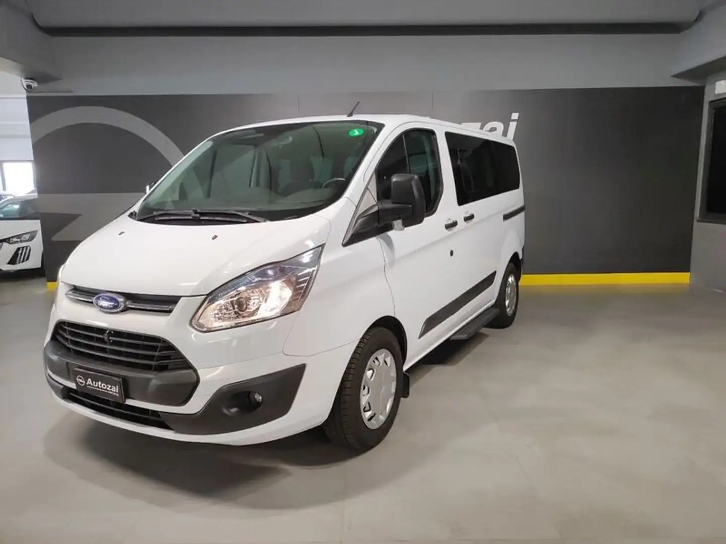 Ford Tourneo Custom 310 2.2 TDCi 105CV PC Trend Alb - 1