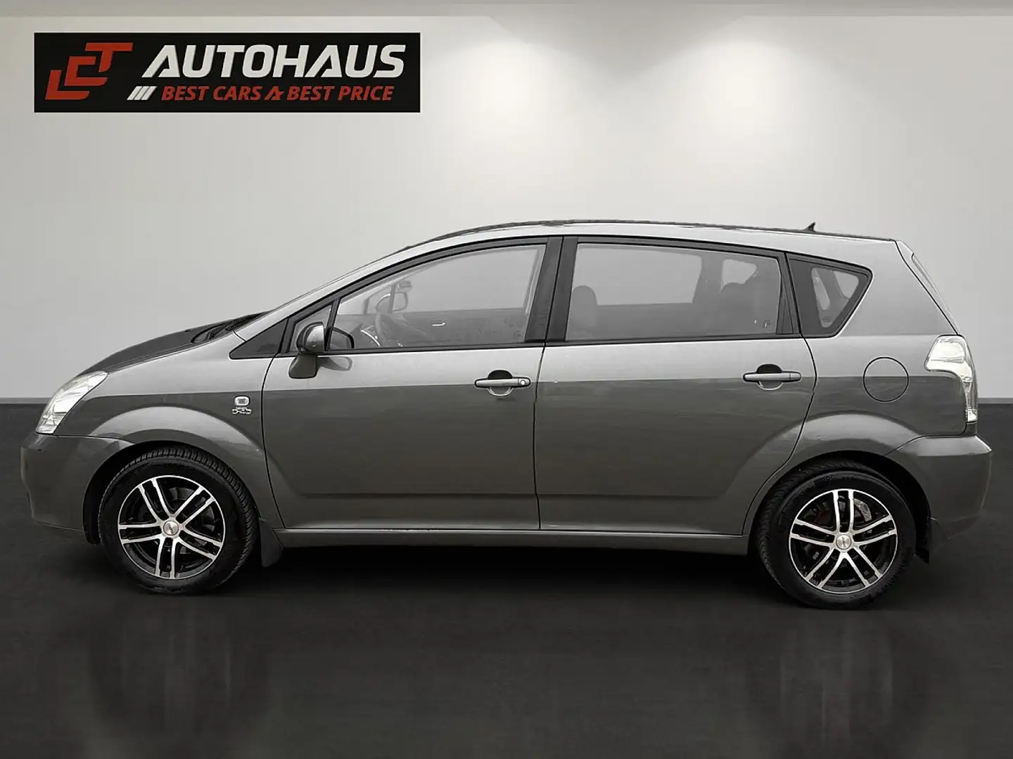 Toyota Corolla Verso 2,0 D-4D Linea Sol Ds. | VOLL FAHRBEREIT | Gri - 2