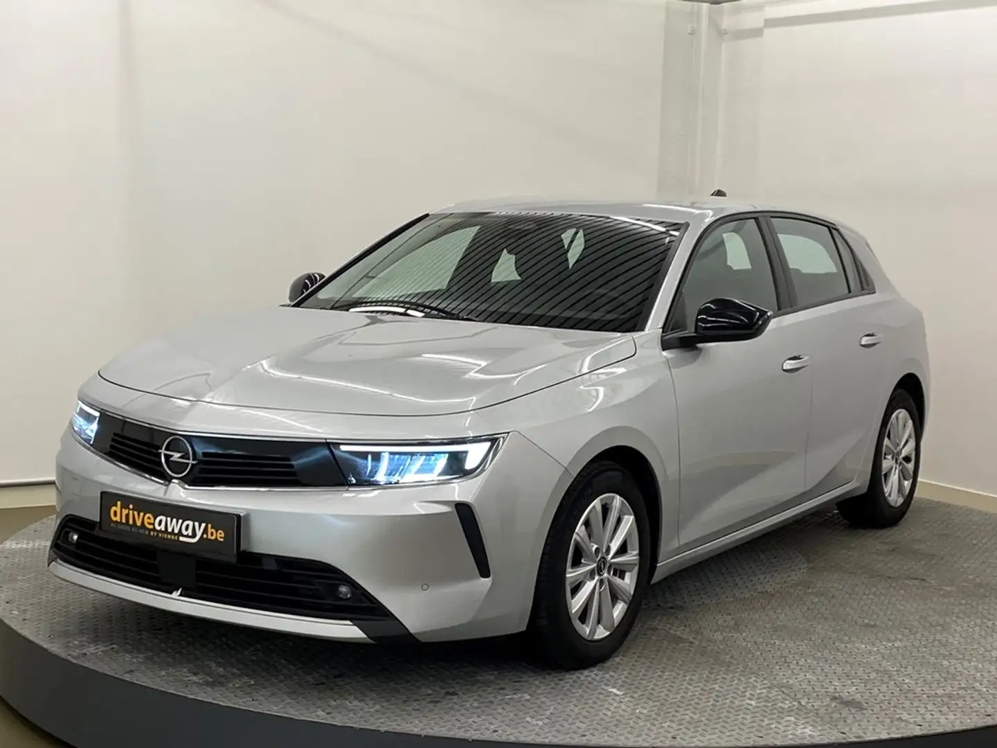 Opel Astra TOP prijs met veel opties en  garantie Zilver - 1