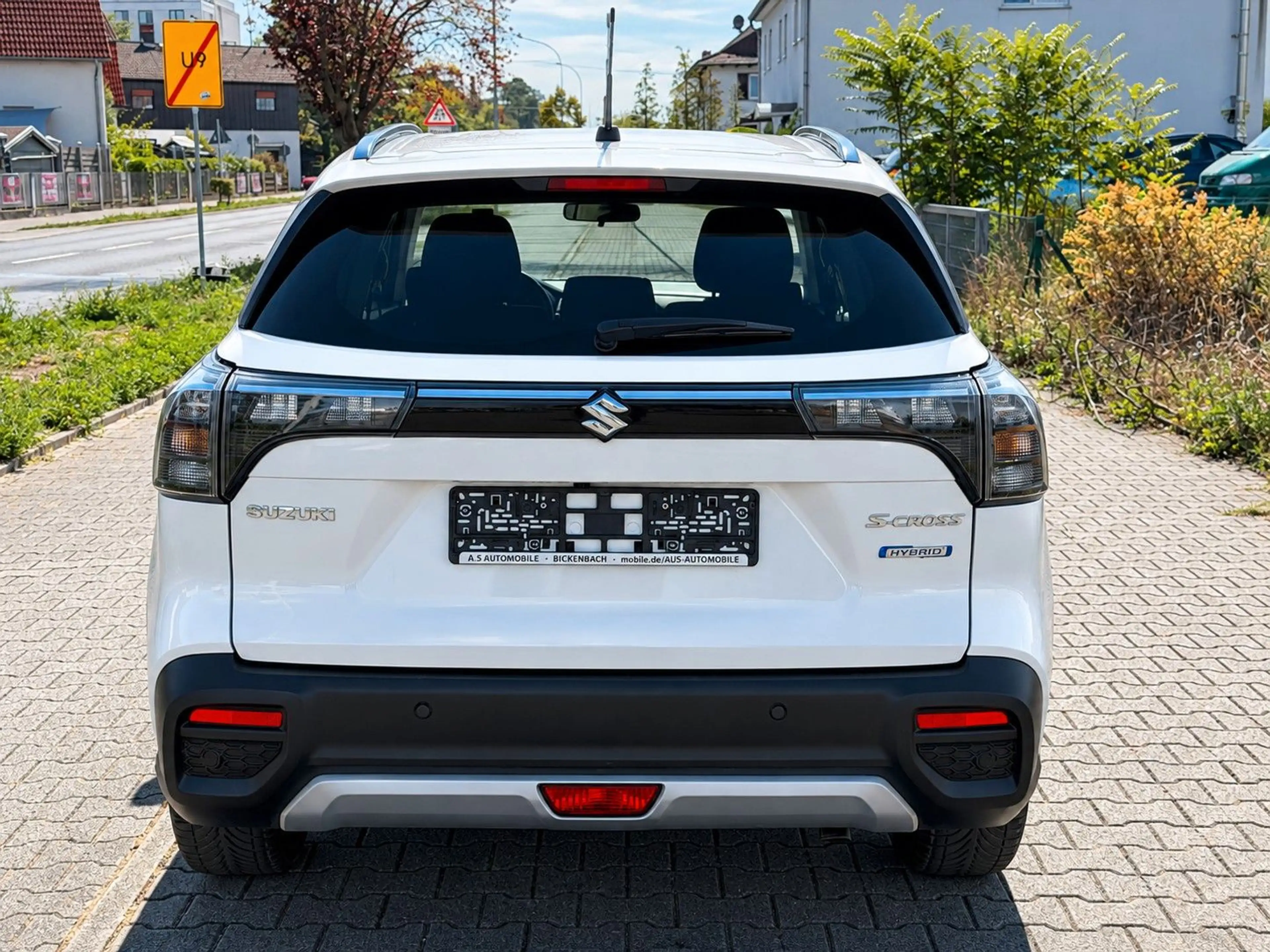 Suzuki SX4 S-Cross HYBRID Club *ACC*ASSIST*CAM*KEYLESS — photo 6