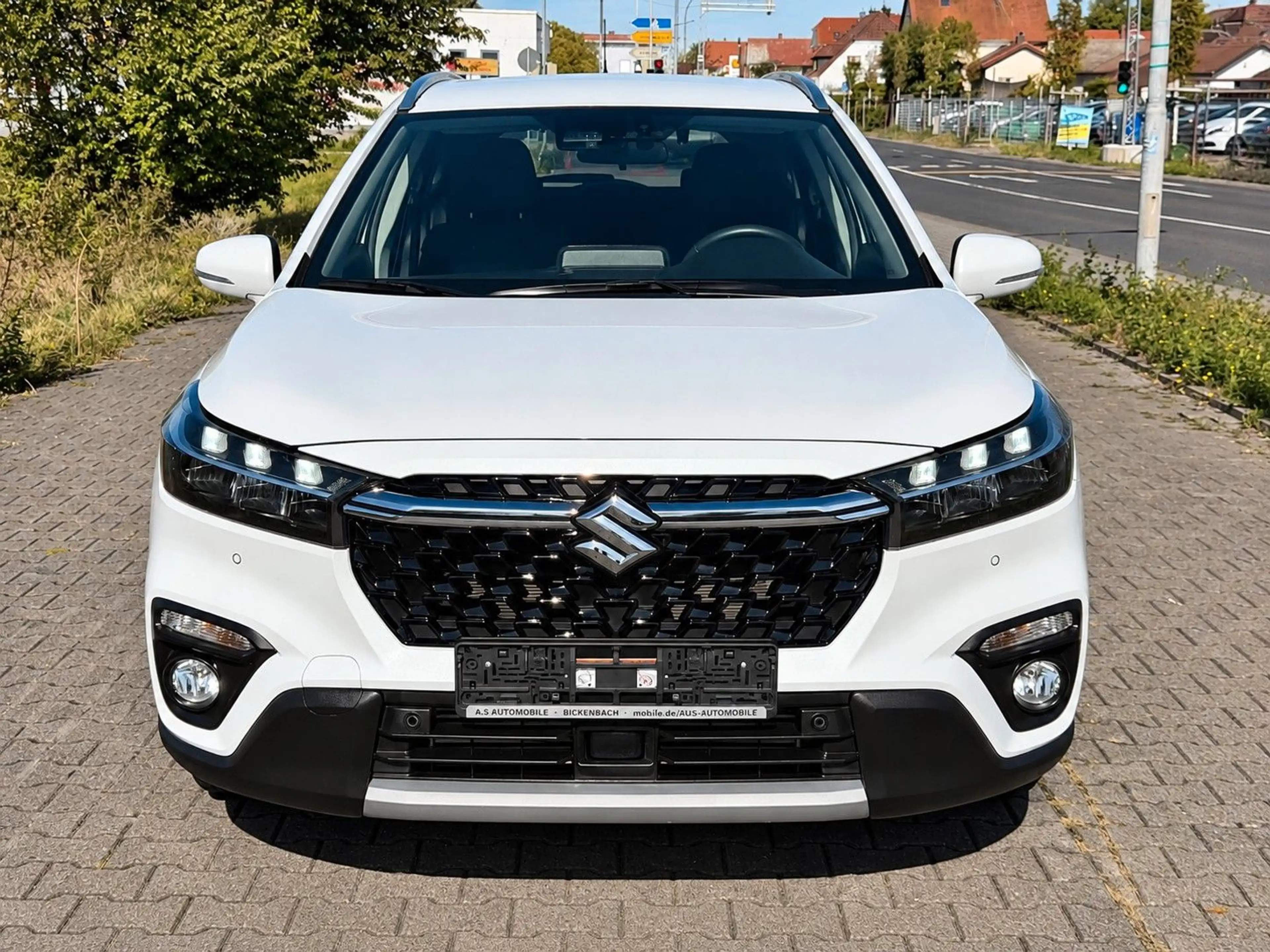 Suzuki SX4 S-Cross HYBRID Club *ACC*ASSIST*CAM*KEYLESS — photo 5