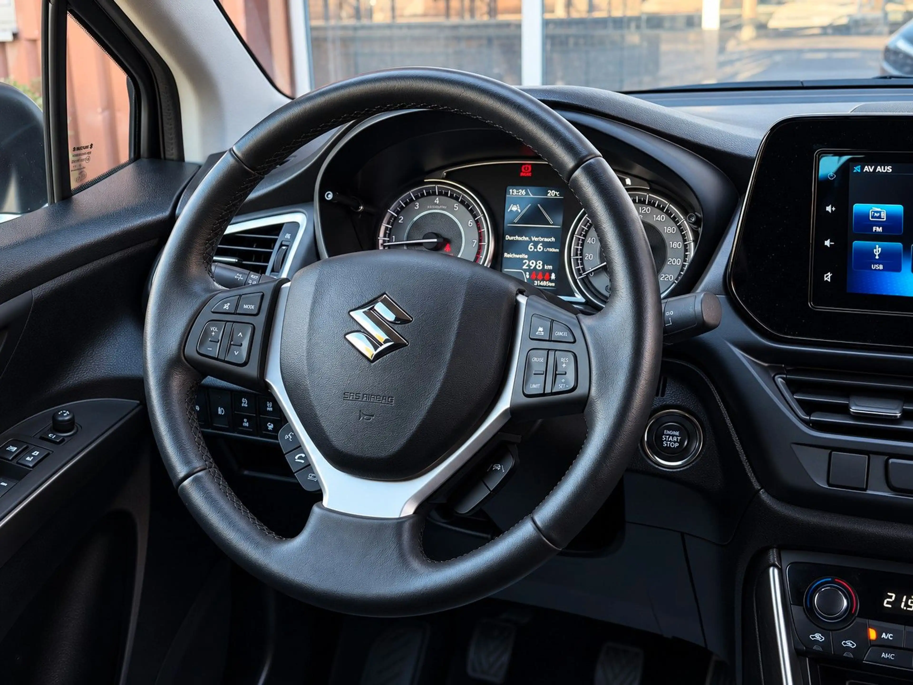 Suzuki SX4 S-Cross HYBRID Club *ACC*ASSIST*CAM*KEYLESS — photo 10