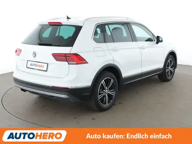 Volkswagen Tiguan view 6