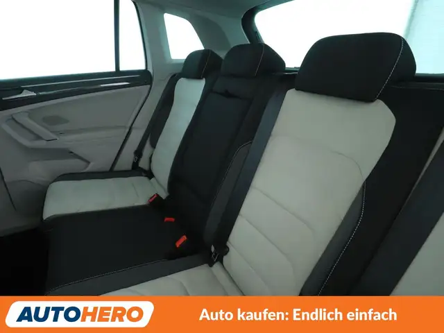 Volkswagen Tiguan view 14