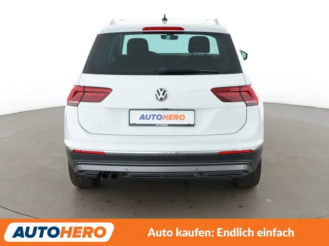 Volkswagen Tiguan view 5