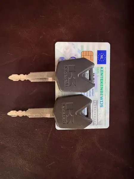 Kawasaki ER - 6 F - foto 6