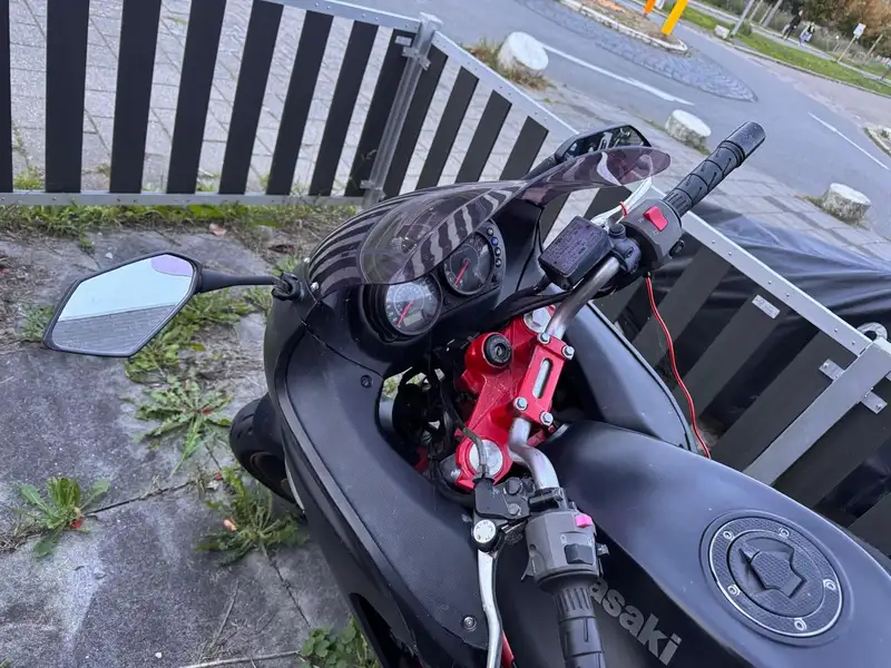 Kawasaki ER - 6 F - foto 2