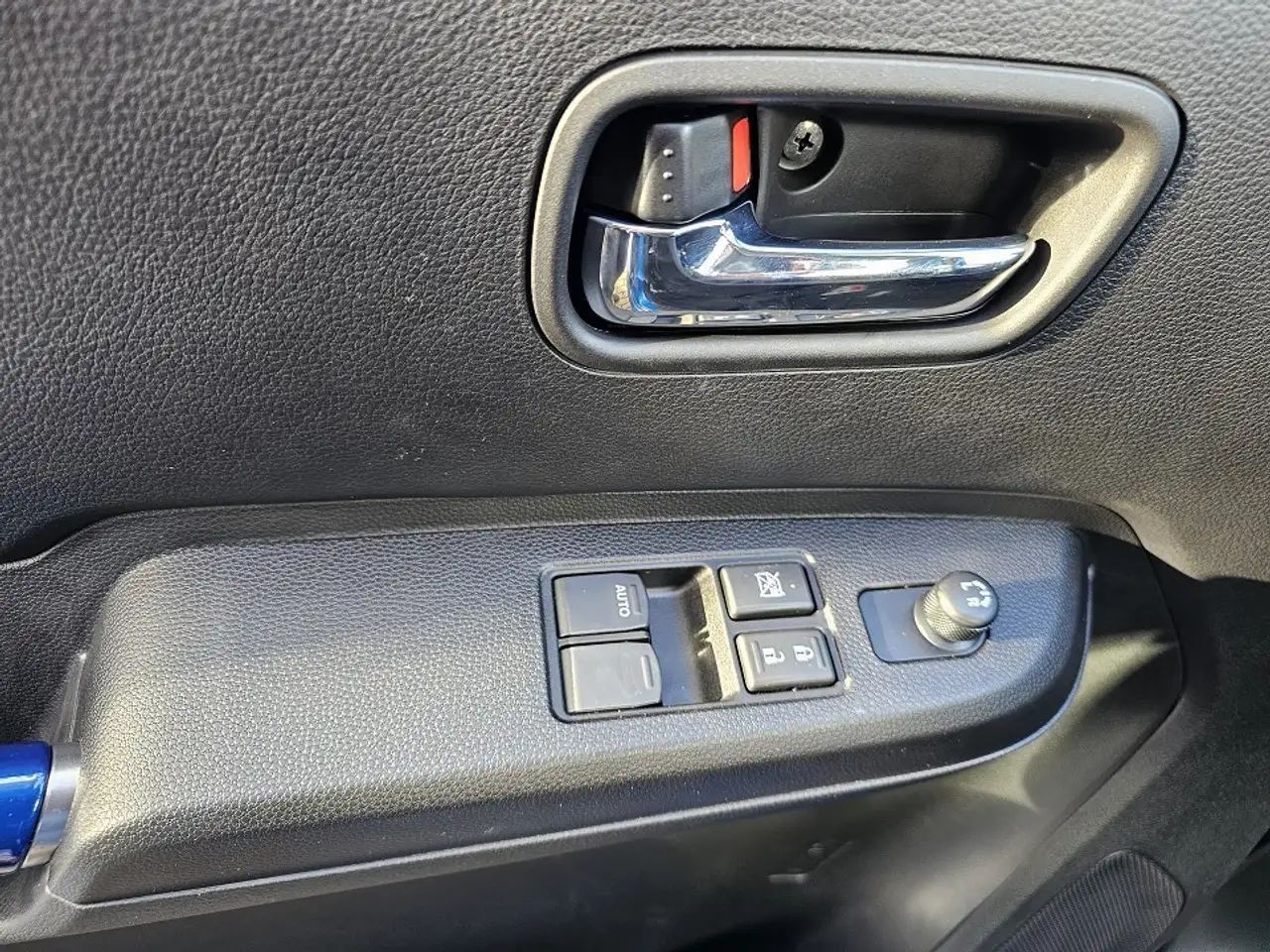 Suzuki Ignis 2024 — фото 12