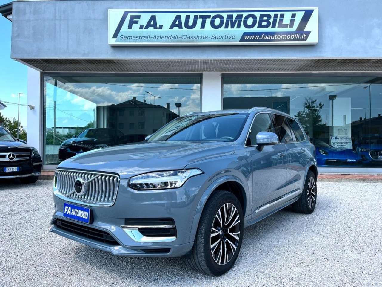 Volvo XC90 T8 Recharge AWD Plug-in hybrid aut. 7 posti FULL