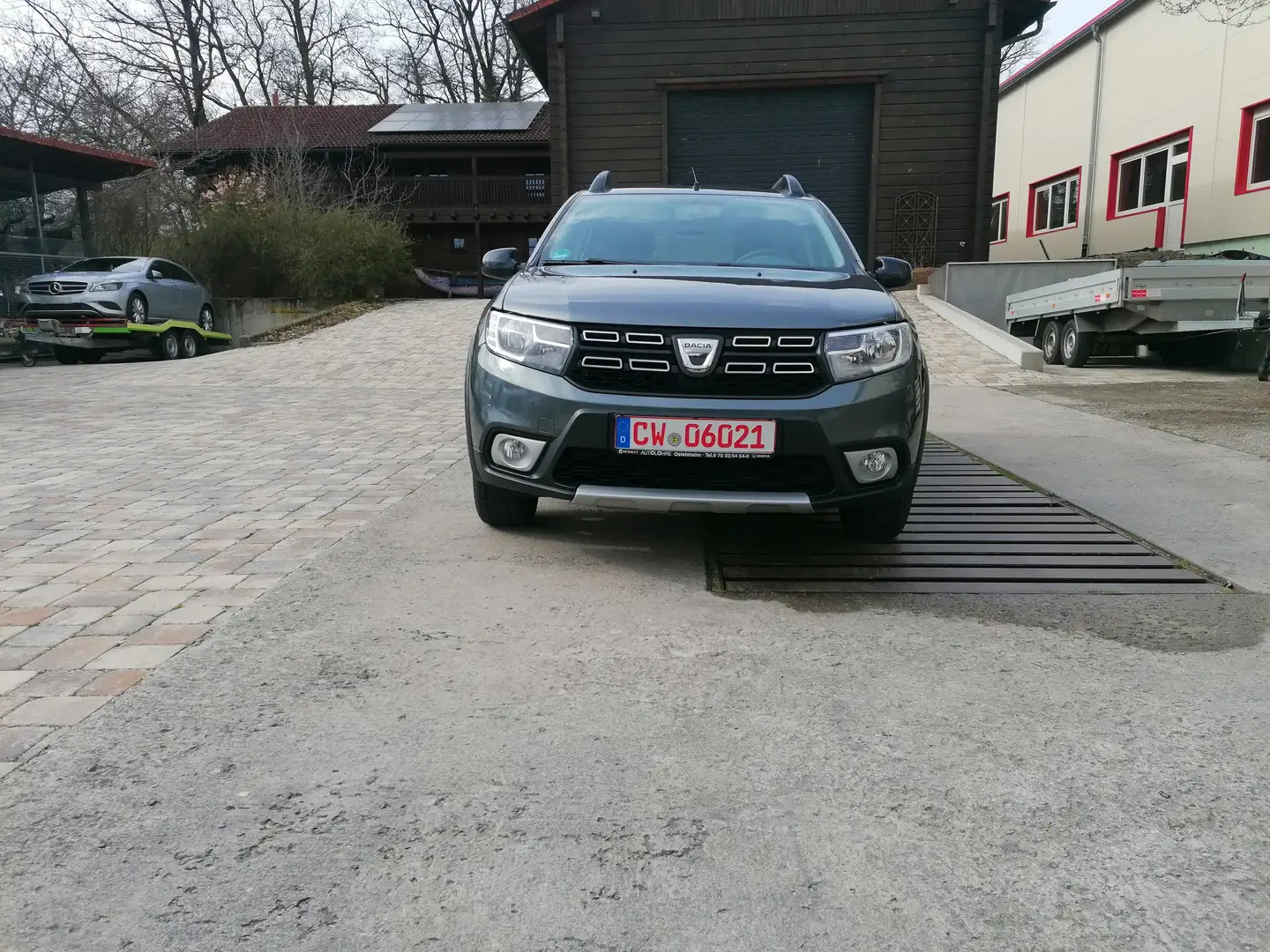 Dacia Sandero Stepway Celebration/KLIMA/NAVI/TÜV03-2026/1HAND - 1