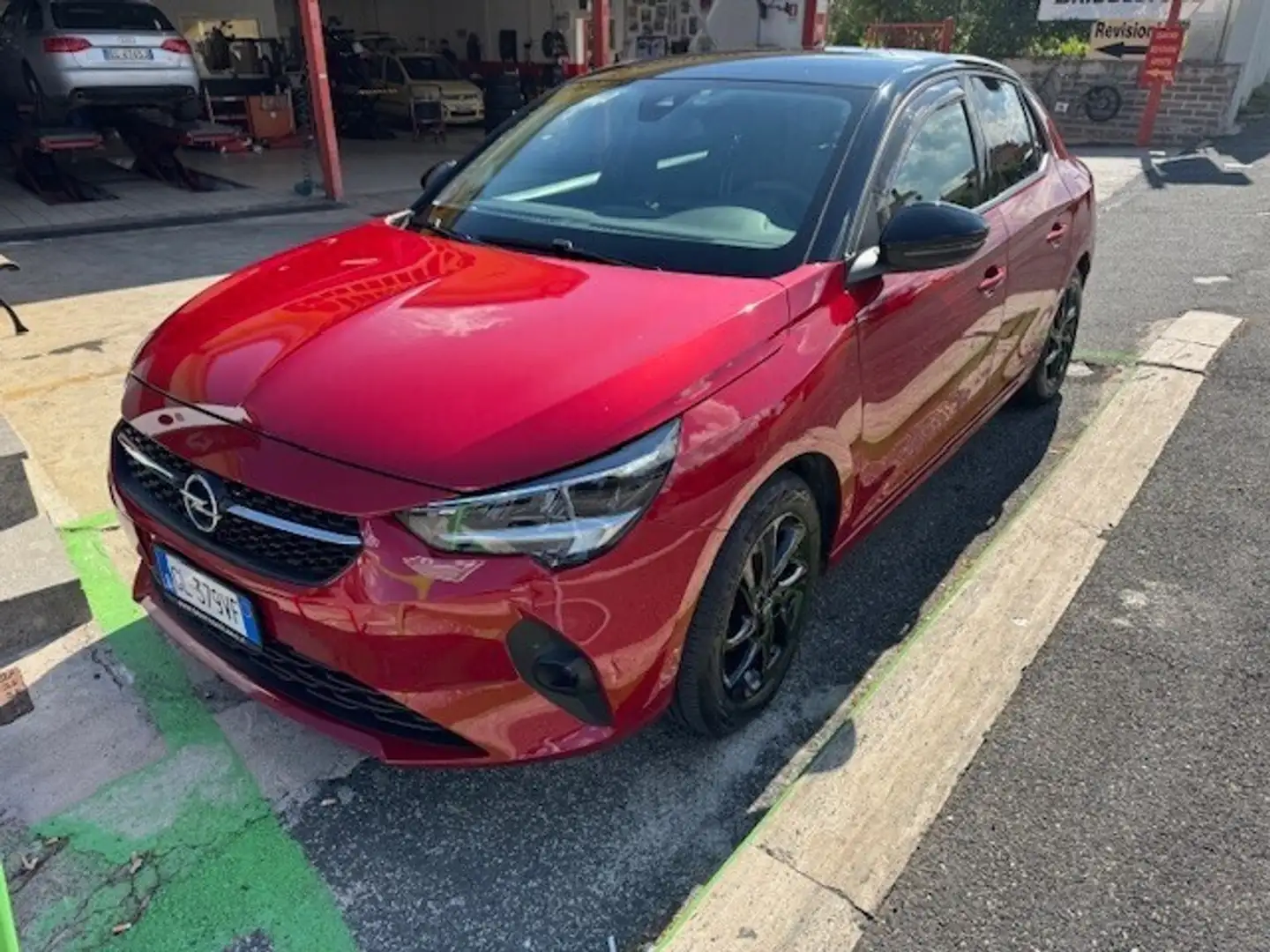 Opel Corsa Corsa 1.2 Design & Tech Rosso - 2