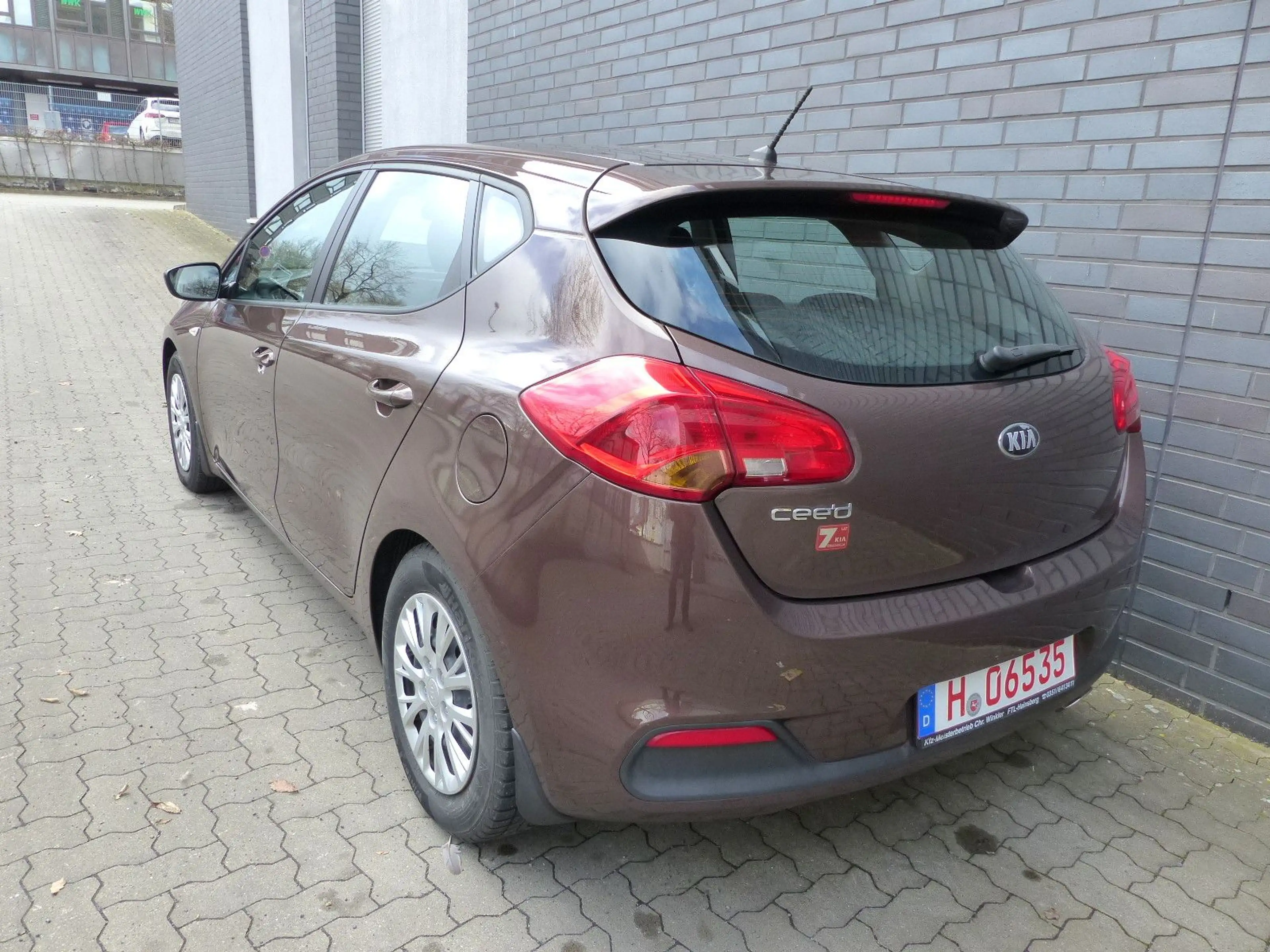 Kia Ceed / cee'd 1.4 CVVT Attract Klima/Bluetooth — photo 10