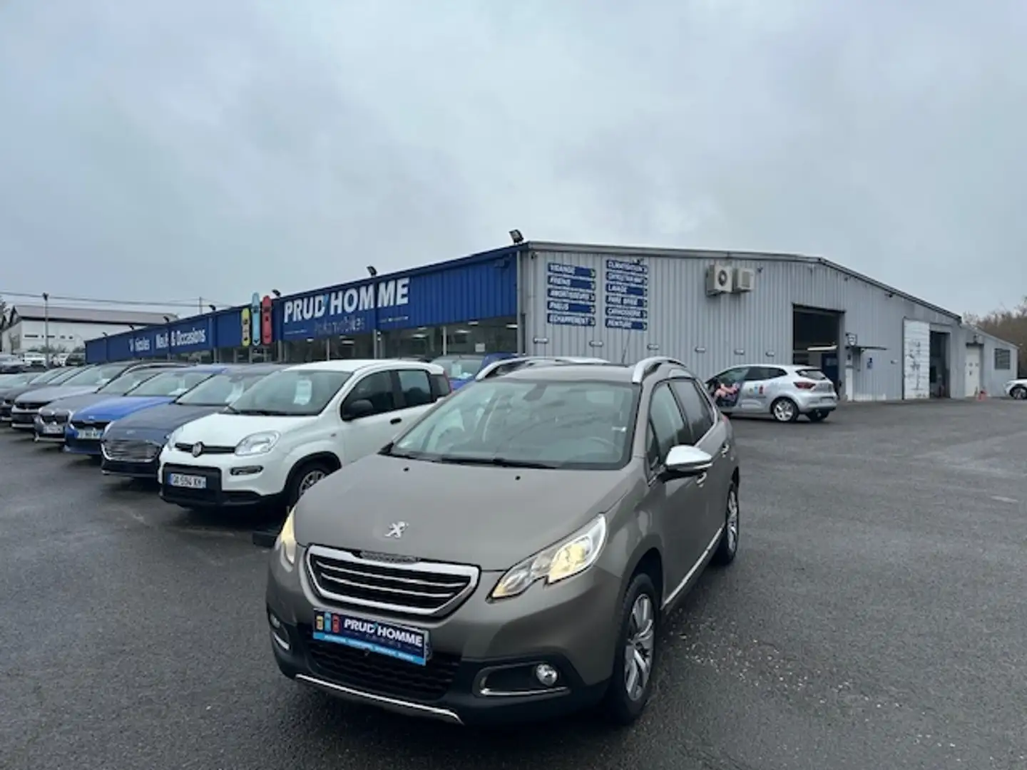 Peugeot 2008 1.6 E-HDI92 FAP ALLURE ETG6 Beige - 1