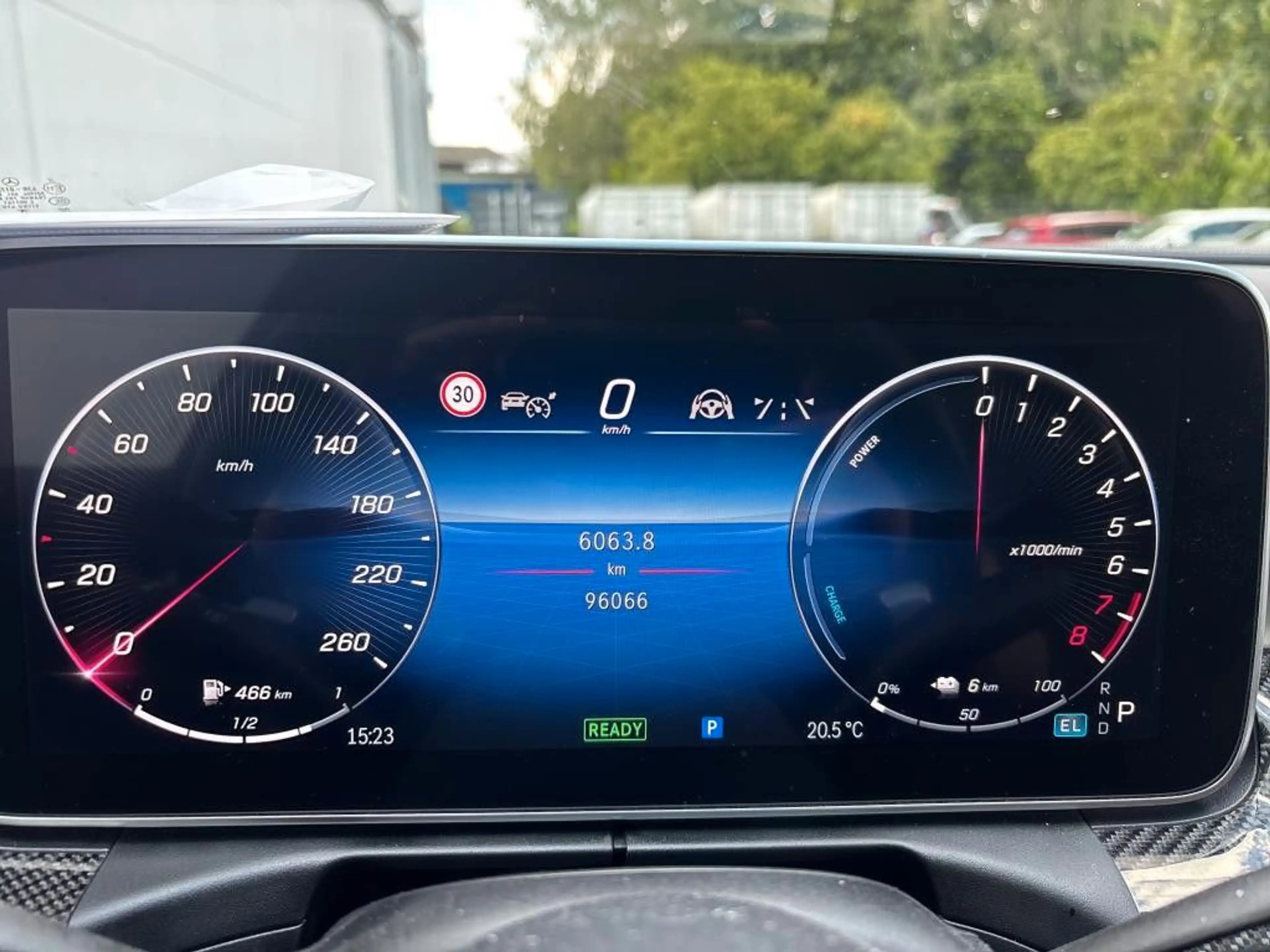 Mercedes-Benz C 400 e 2xAMG LINE*4Matic*Night*360°Pano*Ambient — photo 9