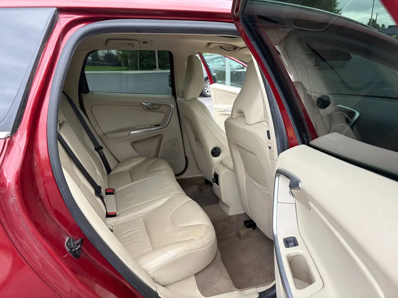 Volvo XC60 снимка Volvo XC60