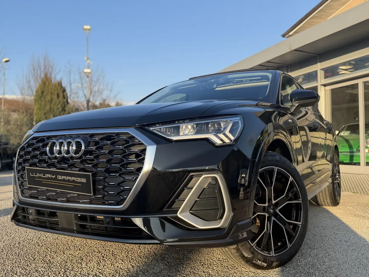 Audi Q3 Q3 sportback s-line/TETTO/NAVI/VIRTUAL Schwarz - 2