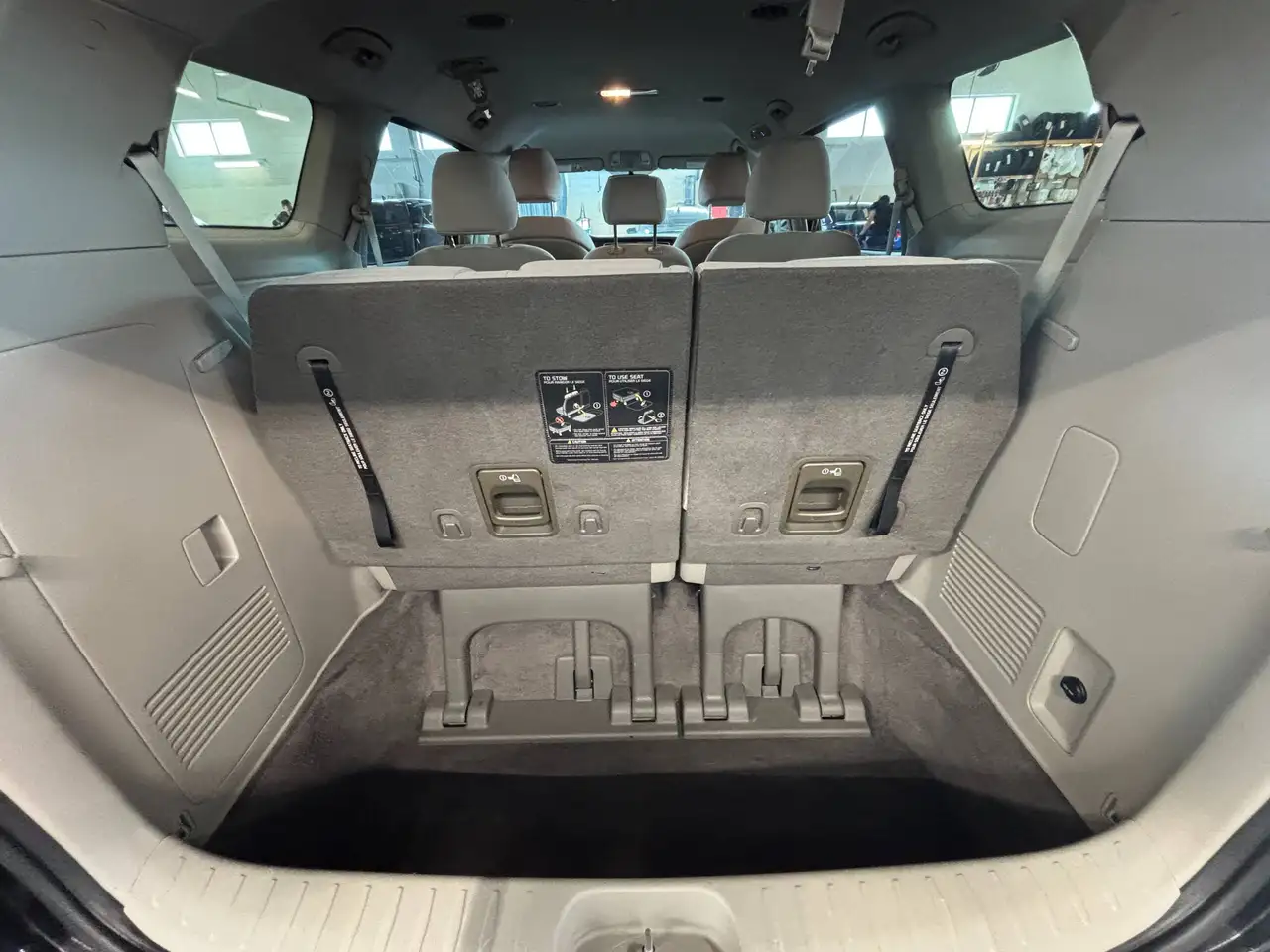 Kia Sedona photo Kia Sedona