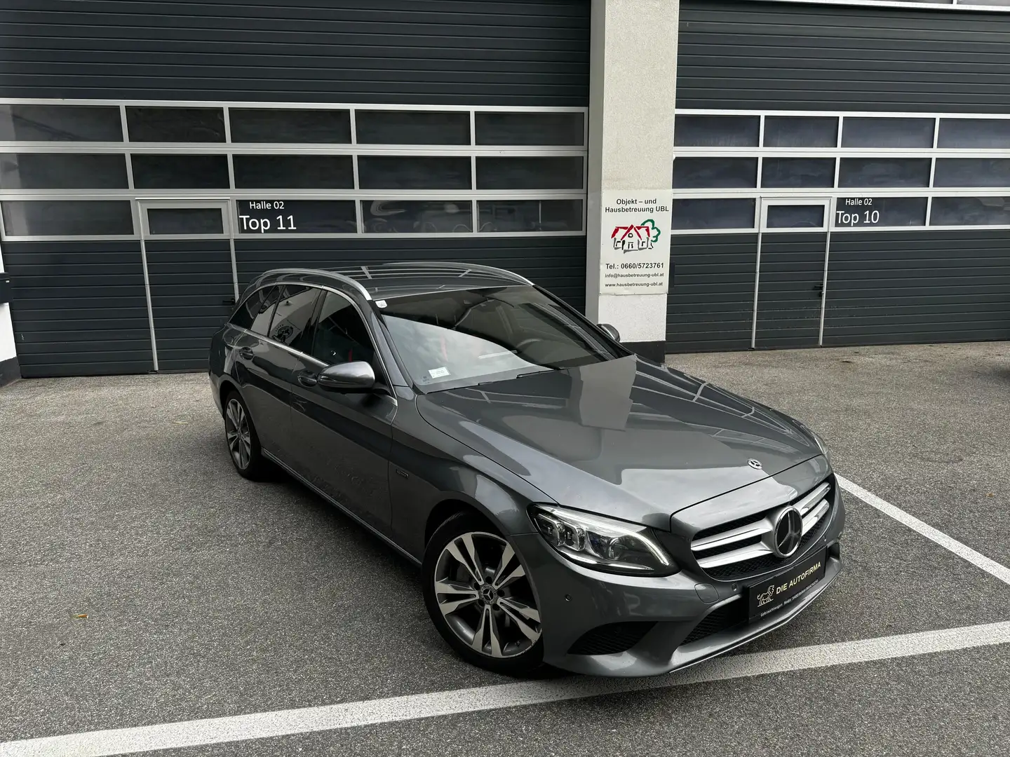 Mercedes-Benz C 300 C 300 T de (205.213) Grau - 1