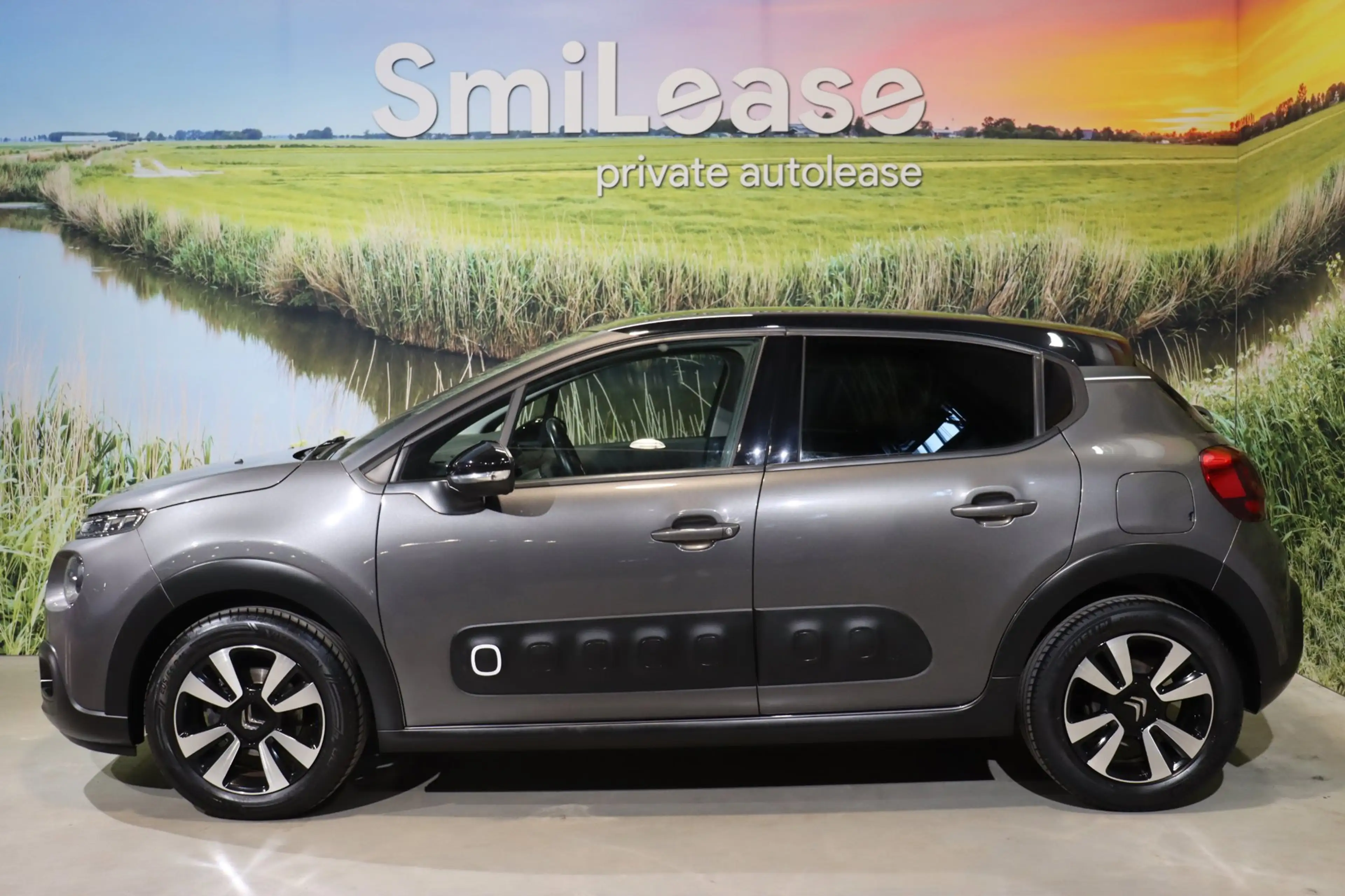 Citroen C3 1.2 PureTech Shine | Climate | Parksensor | Carpla — photo 4