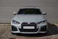 BMW i4 Gran Coupé eDrive40 M Sportpakket | Verwarmde Voor Grijs - thumbnail 3